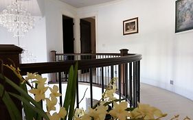 Sunny Island By White Rock B&B